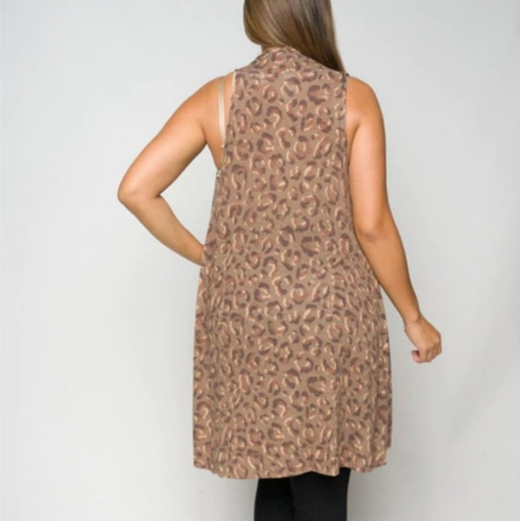 Plus - Animal Print Open Front Cardigan/Kimono - Picture 5 of 7